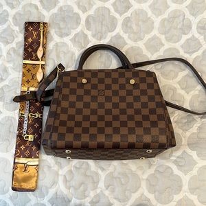 Satchel handbag,in excellent condition!